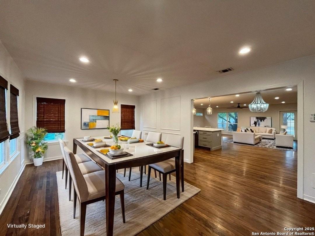 127 Larchmont Dr - Photo 2 of 43