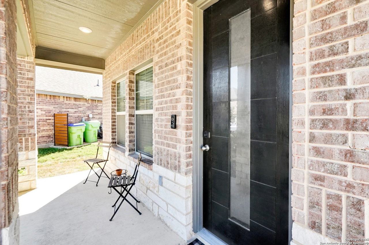 1560 Arcadian Lily - Photo 4 of 46