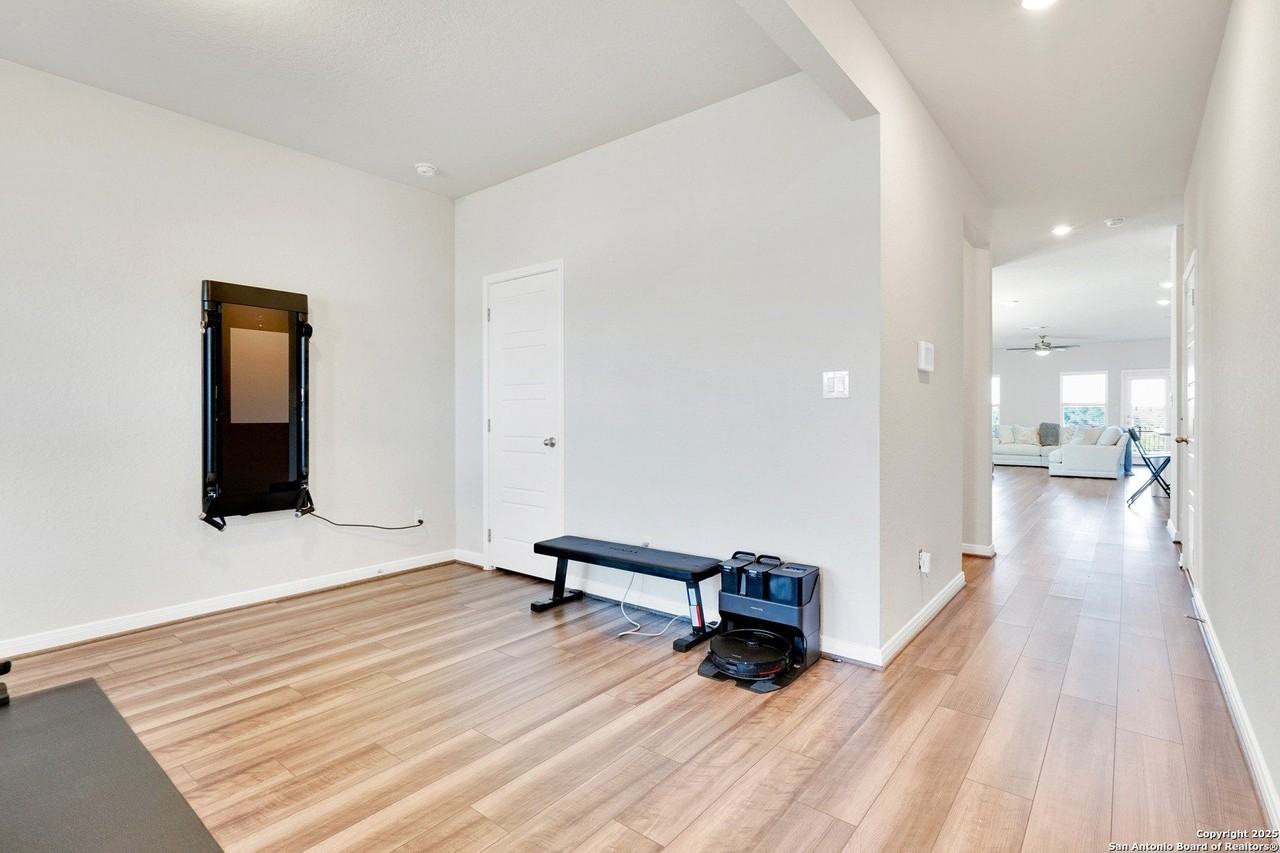 1560 Arcadian Lily - Photo 7 of 46