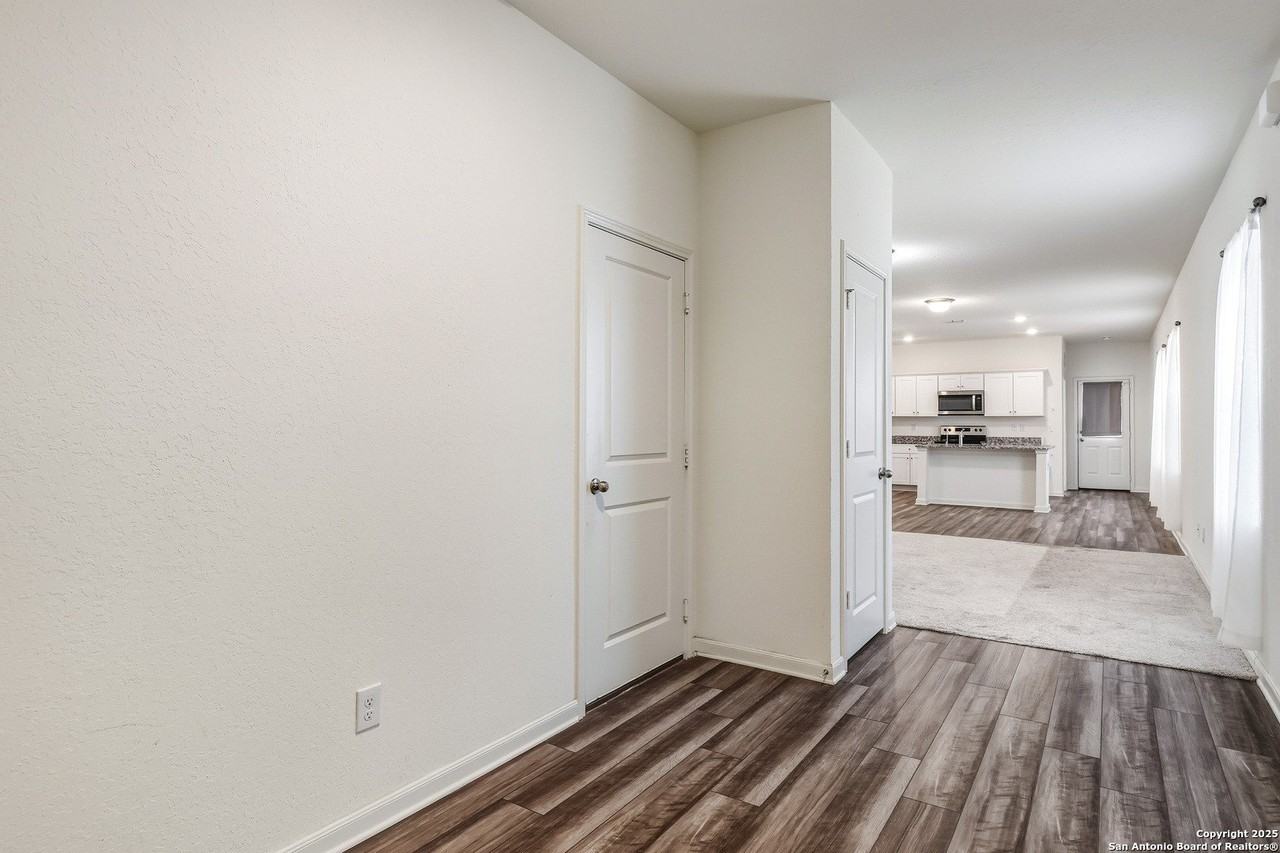 14439 Elkhorn Crest - Photo 3 of 24