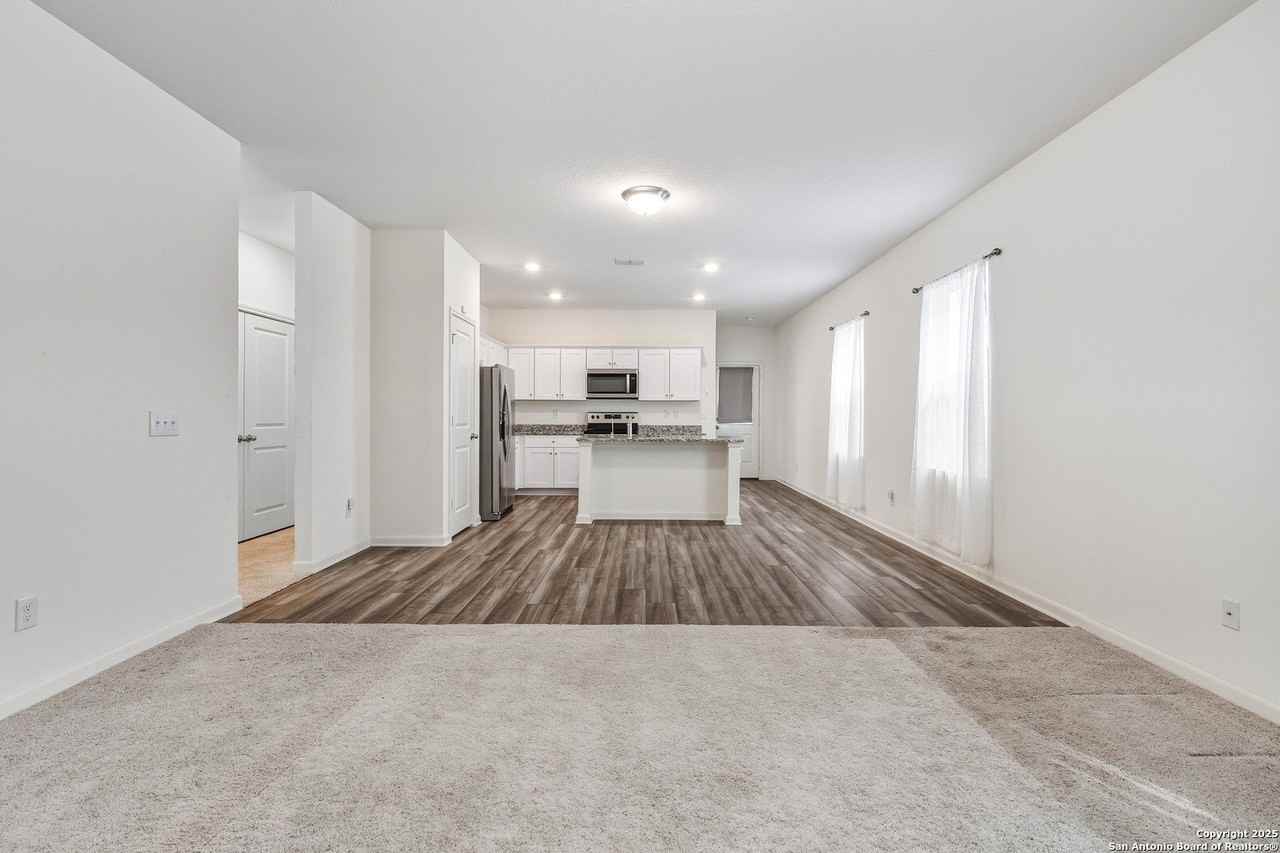 14439 Elkhorn Crest - Photo 5 of 24