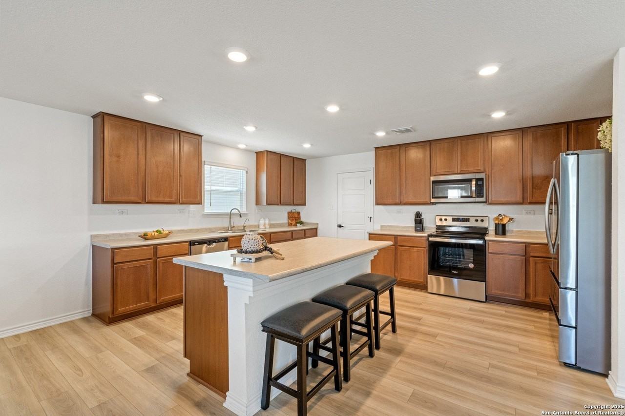 3538 Silver Set - Photo 6 of 33