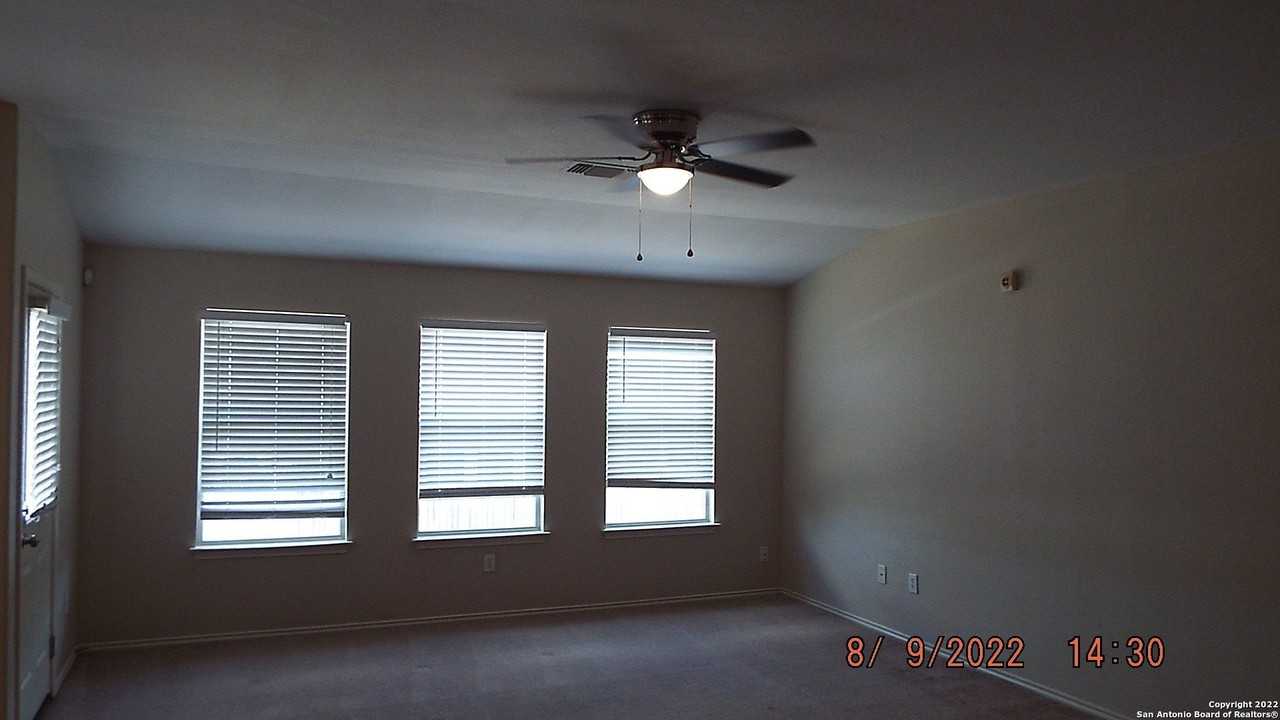 7006 Hallie Spirit - Photo 4 of 23