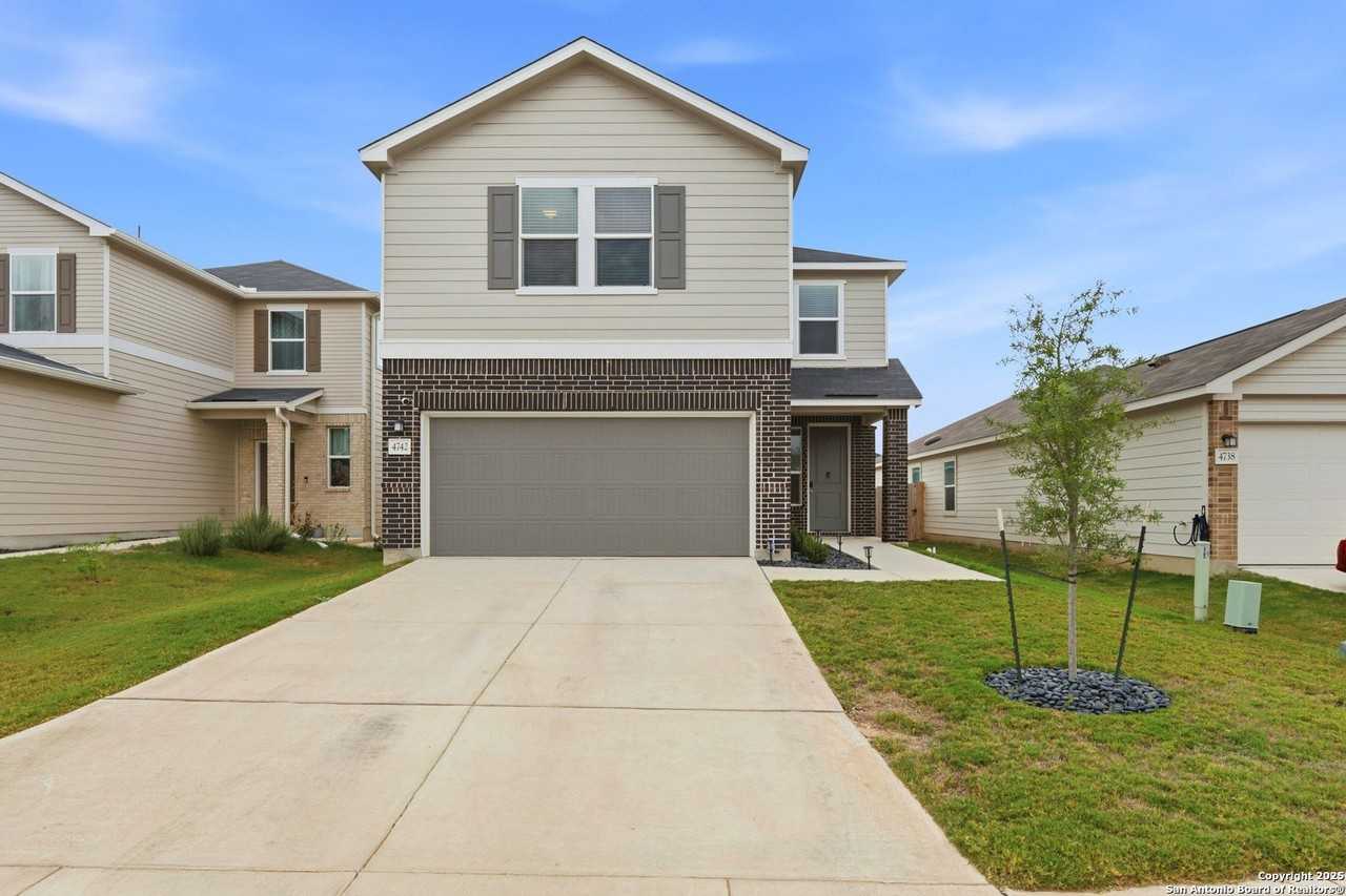 4742 Pico Pico St - Photo 2 of 30