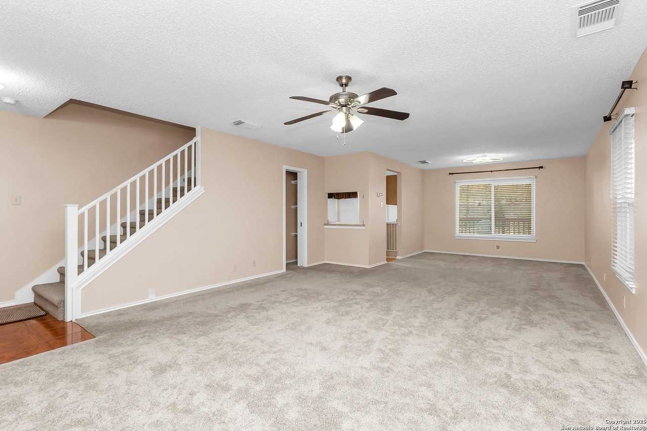 6161 Border Trail Dr - Photo 4 of 26