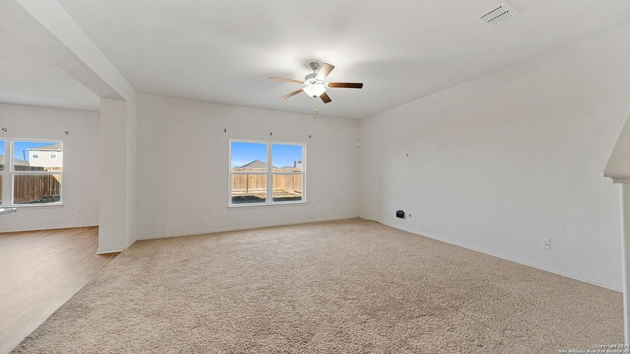 7335 Sharma Valley - Photo 6 of 18