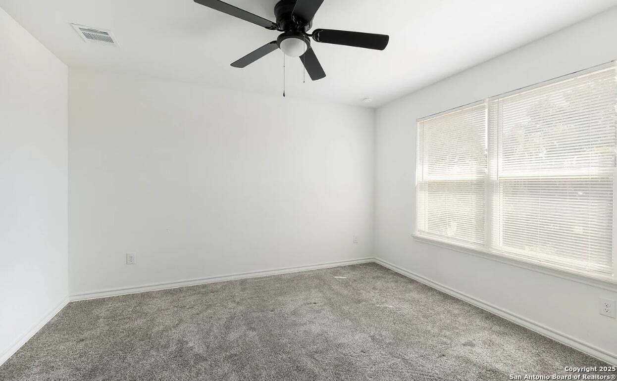 9018 Wellwood St - Photo 5 of 13