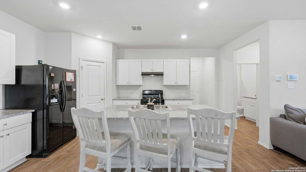 4055 Fort Palmer Boulevard - Photo 5 of 36