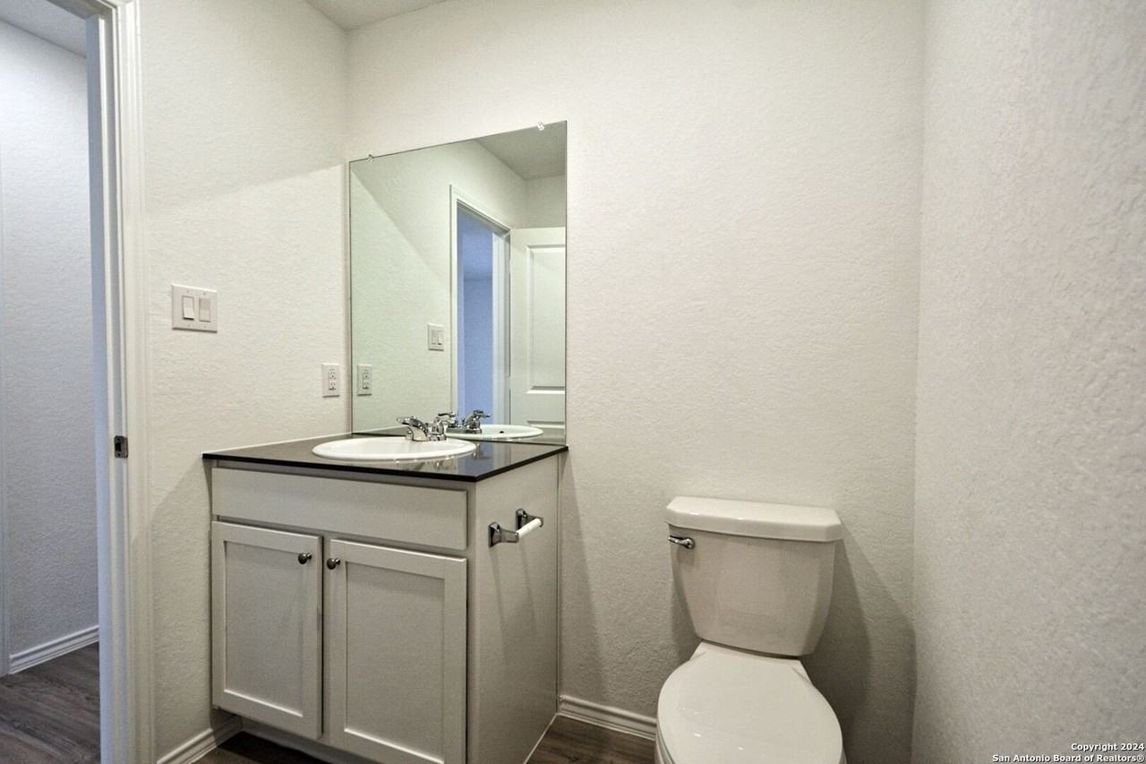 766 Tulsa Trl - Photo 6 of 36