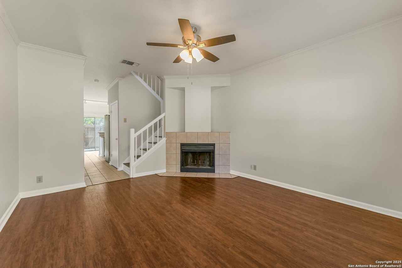 12204 Apricot Dr - Photo 6 of 30