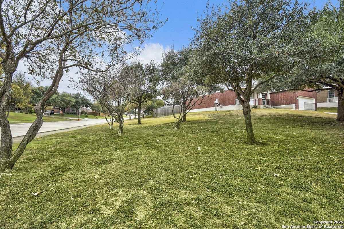 13904 Bressani Way - Photo 4 of 30