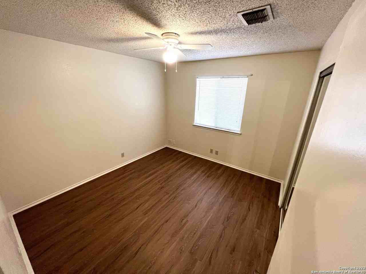 8911 Amber Dusk - Photo 7 of 14