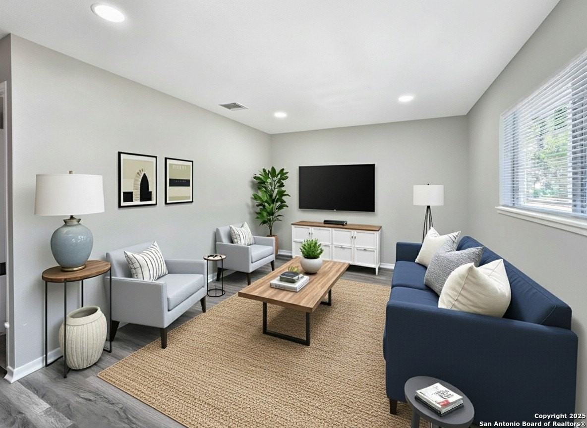 4110 Tropical Dr - Photo 5 of 29