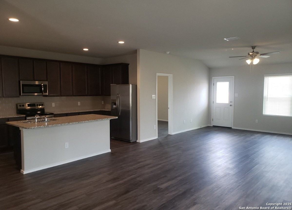 2027 Sisyphus View - Photo 4 of 25