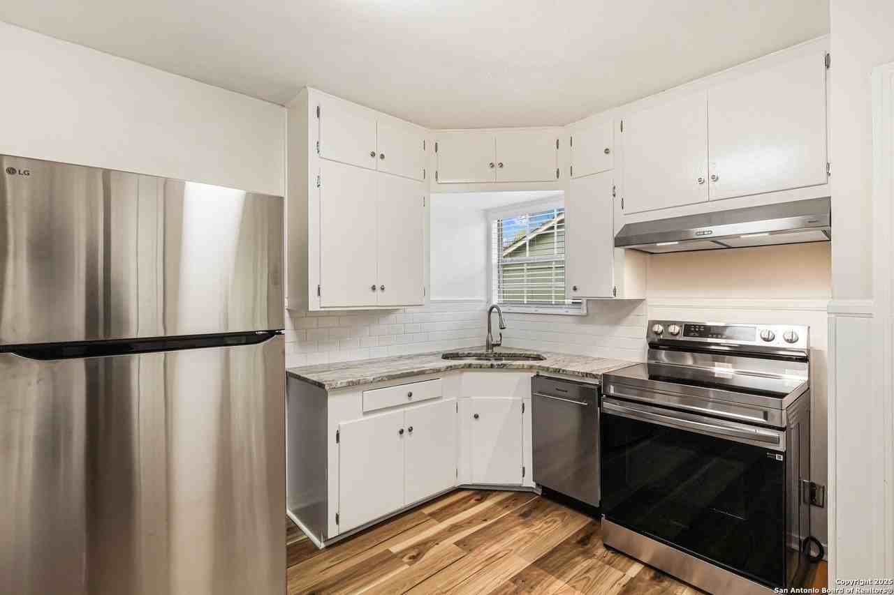 123 Colton Dr - Photo 5 of 15