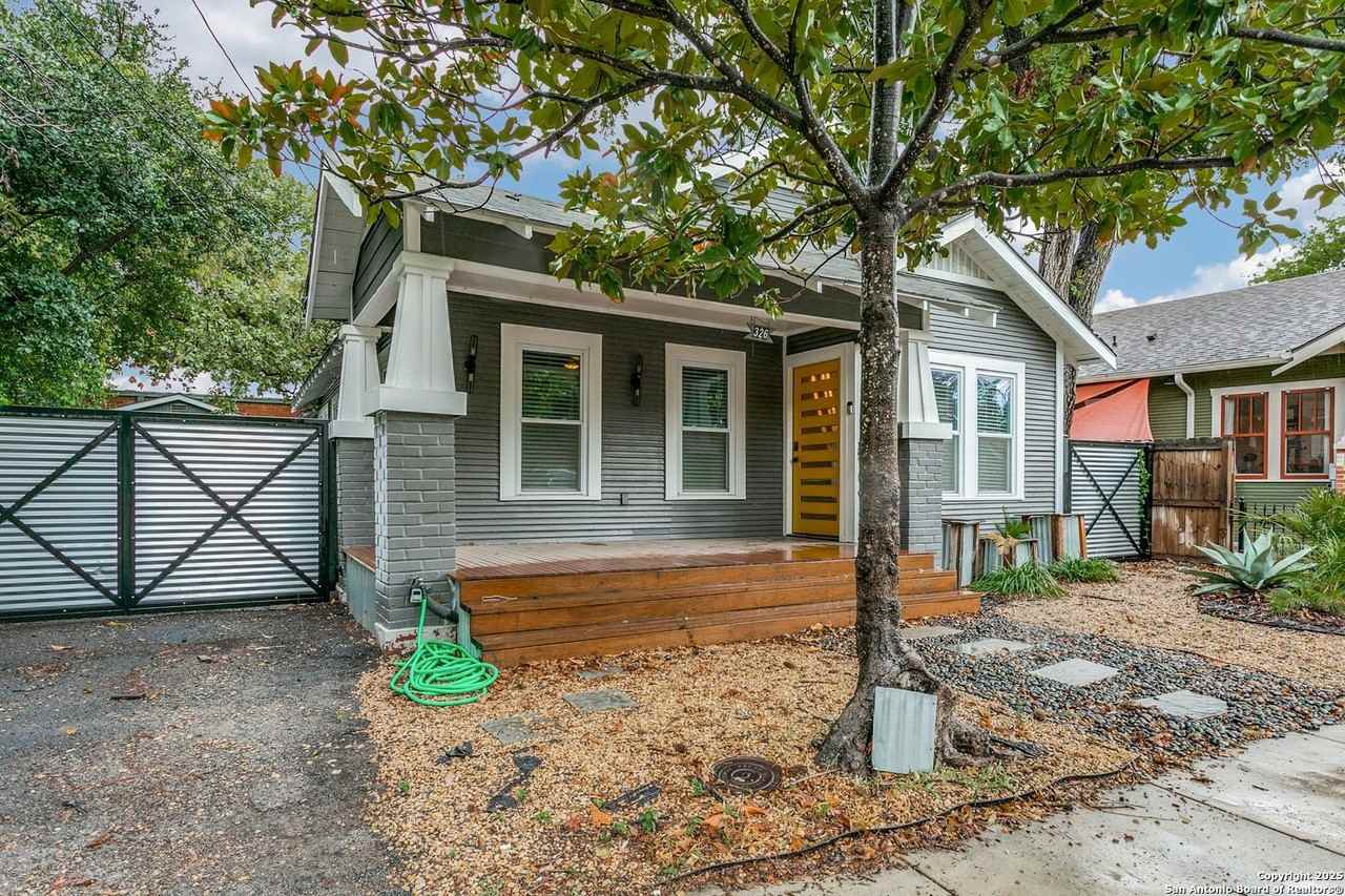 326 Simon - Photo 2 of 20