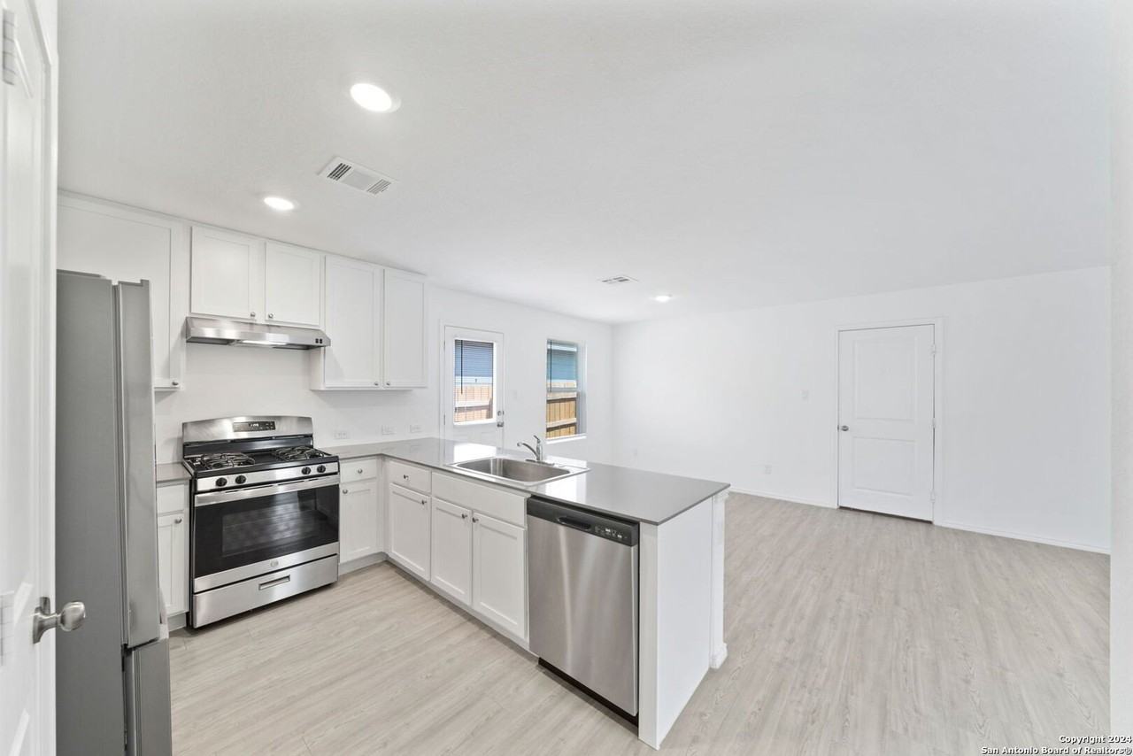 12942 Deep Eddy - Photo 5 of 23