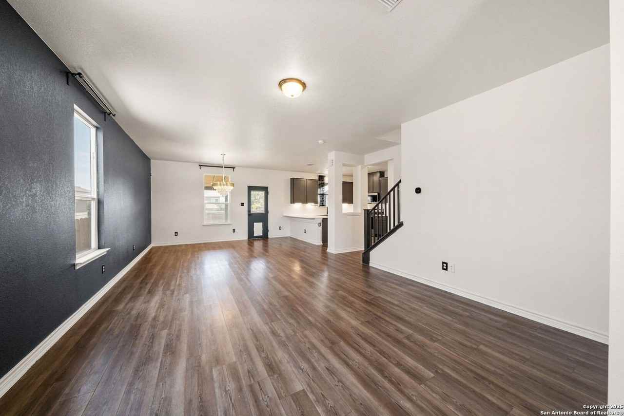 11726 Midnight Rain - Photo 7 of 33