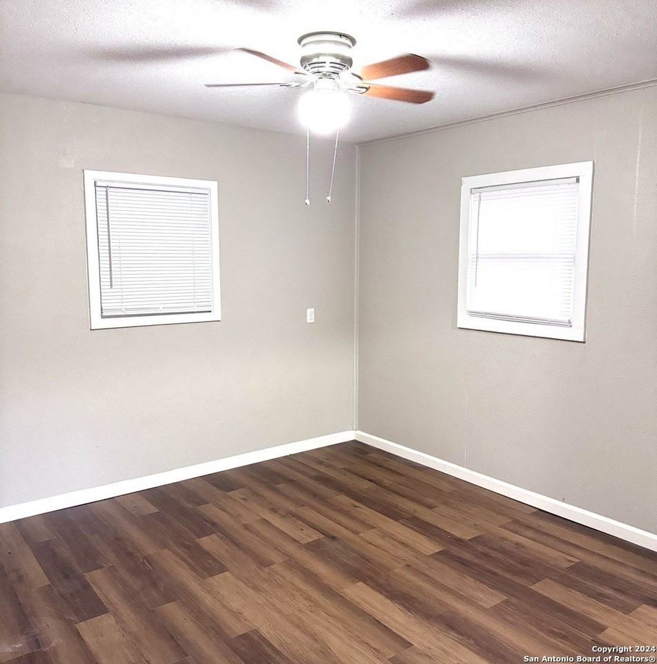 Donore Circle #21 - Photo 5 of 9