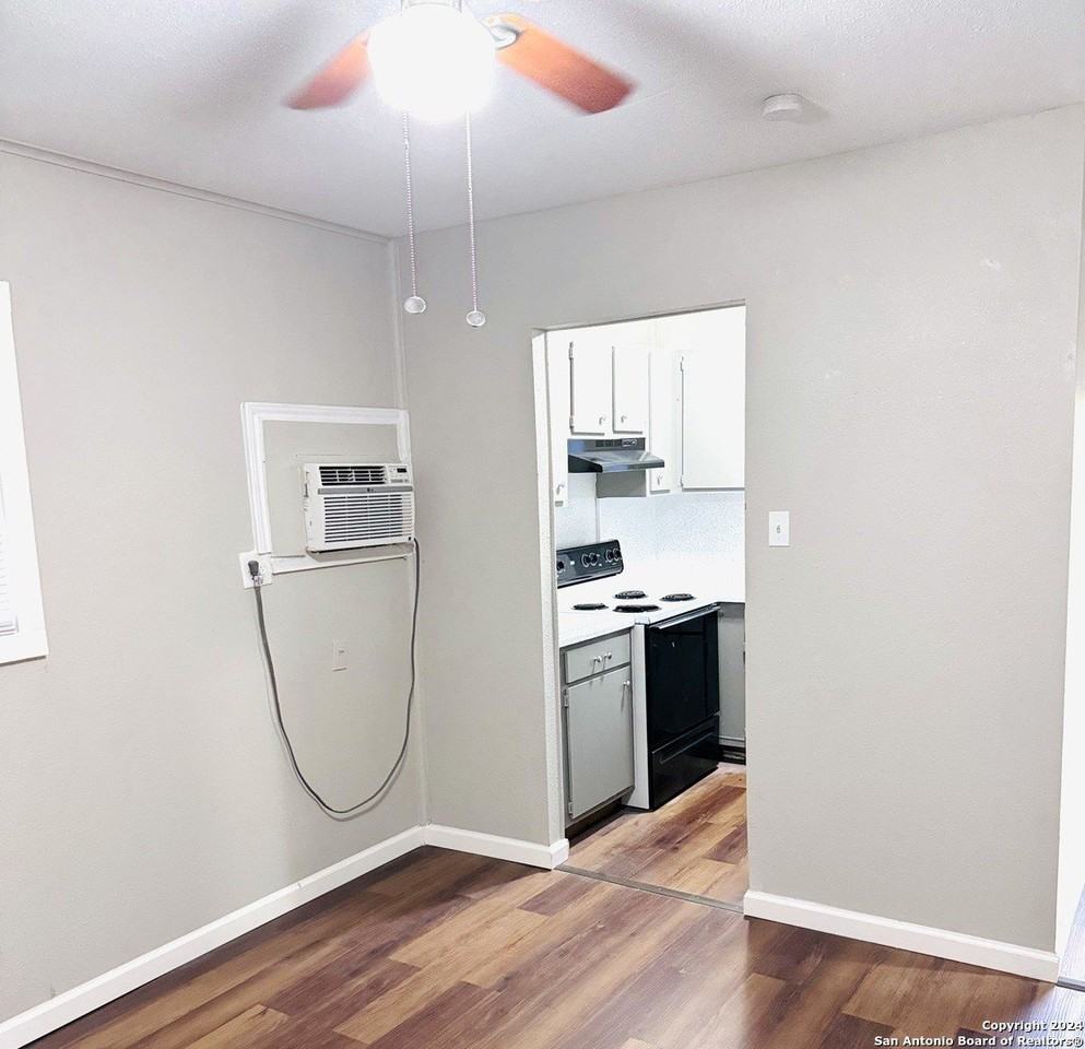 Donore Circle #21 - Photo 6 of 9