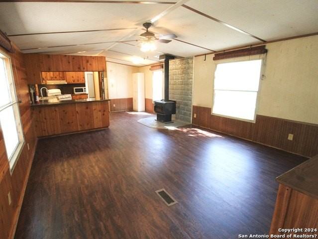 100 Hunter Road - Photo 3 of 39