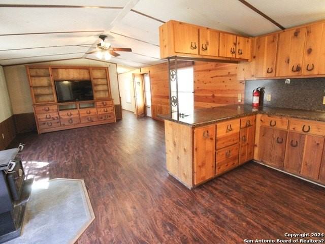 100 Hunter Road - Photo 4 of 39