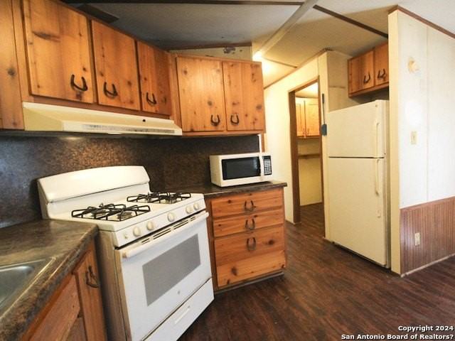 100 Hunter Road - Photo 5 of 39