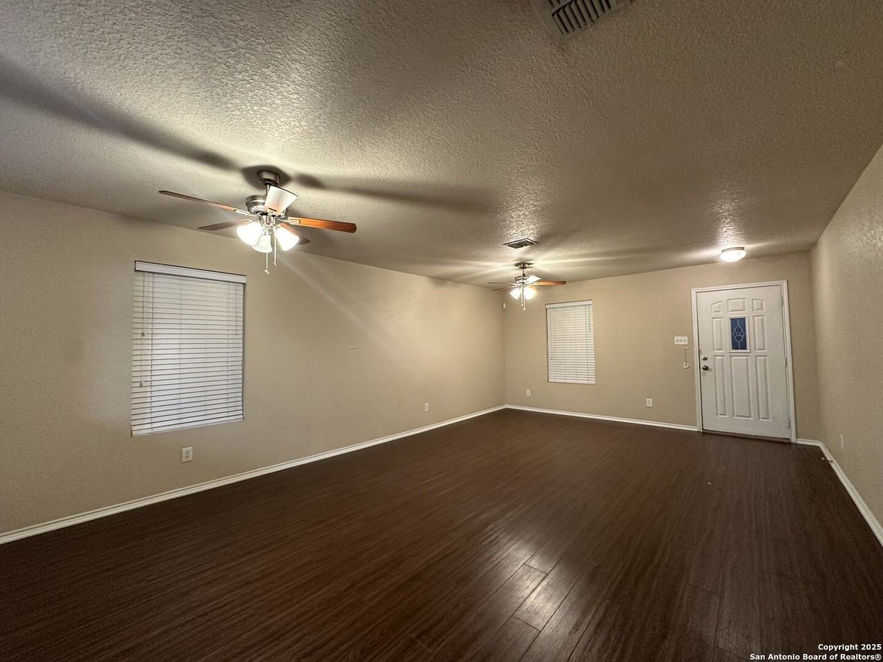 3919 Torey Mesquite - Photo 3 of 22