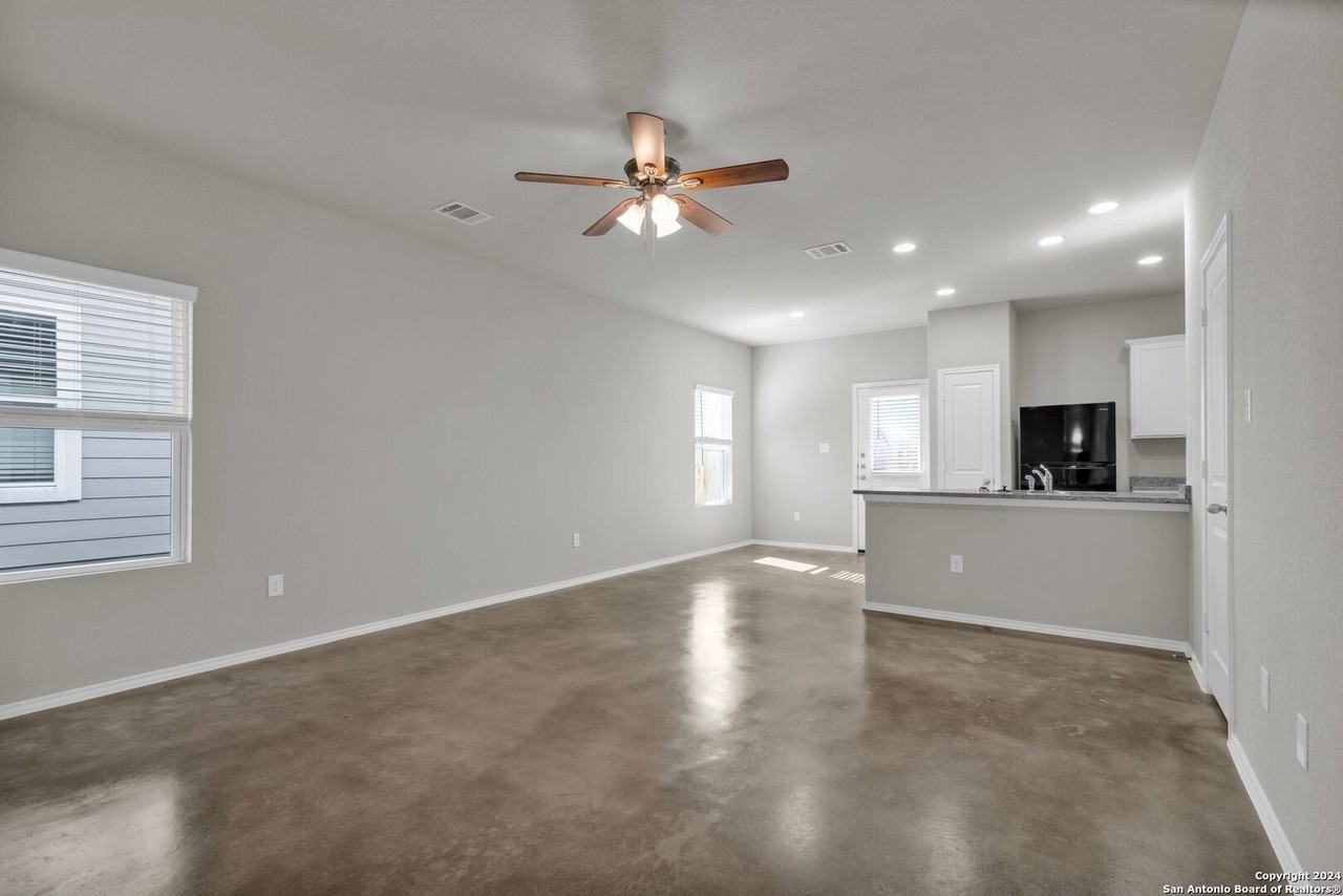 7239 Converse Ridge Ln Unit 304 #304 - Photo 3 of 40