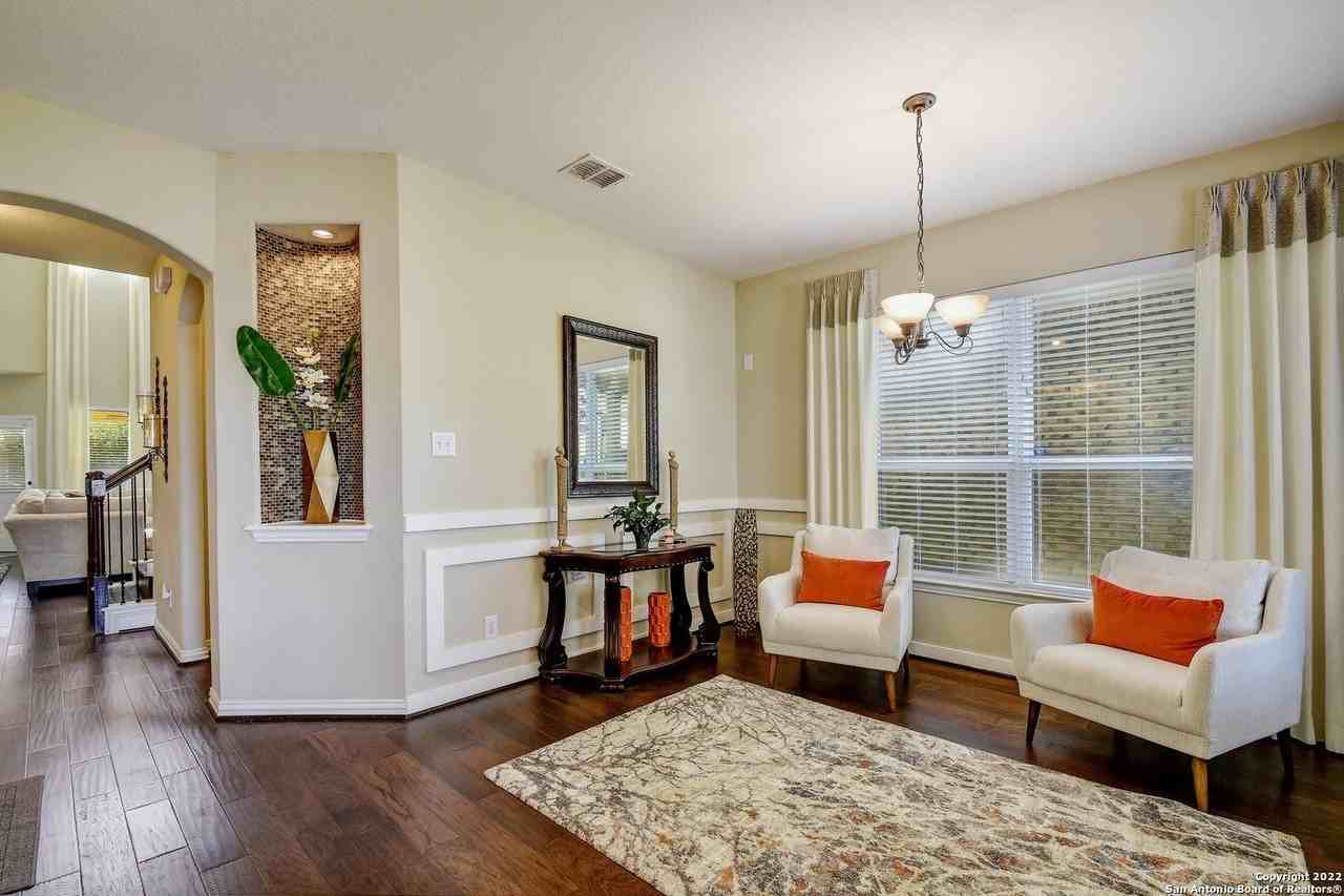 7830 Cool Spring Drive - Photo 4 of 35