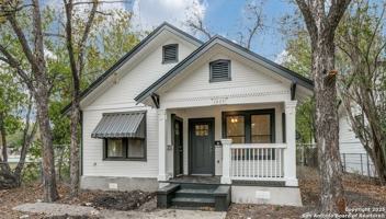 featured image of 1035 West Elsmere Place