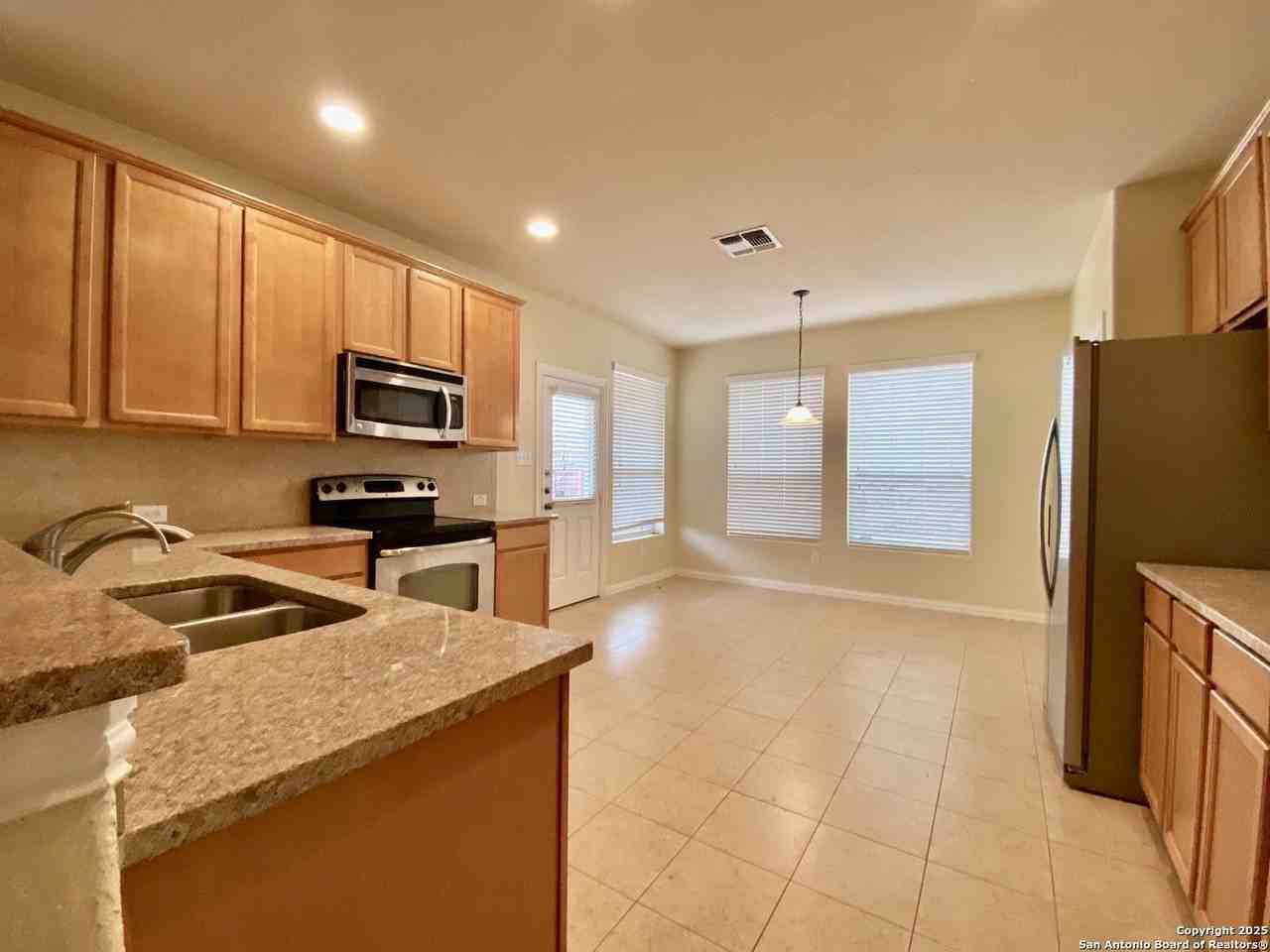 8711 Finlandia Gap - Photo 4 of 17