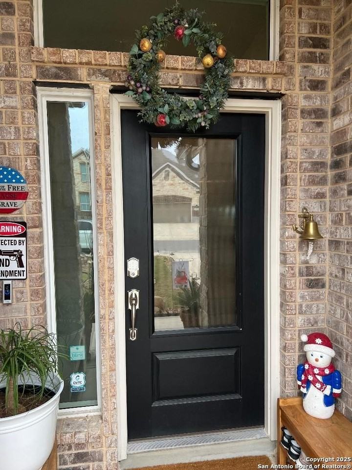 31782 Nimbus Dr - Photo 3 of 12