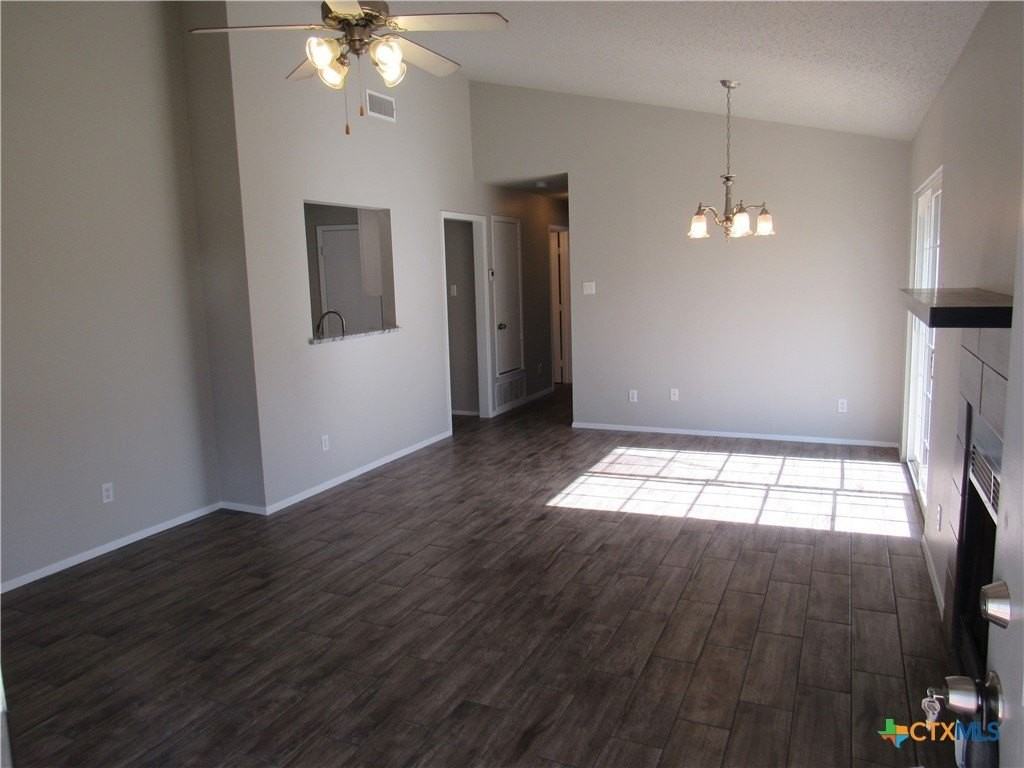 3703 Holbert Dr - Photo 2 of 20