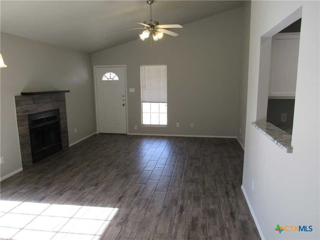 3703 Holbert Dr - Photo 4 of 20