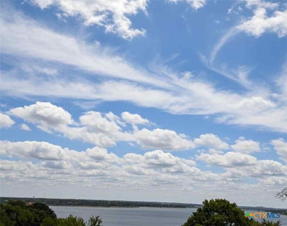 7255 Woodlake Cir - Photo 3 of 21