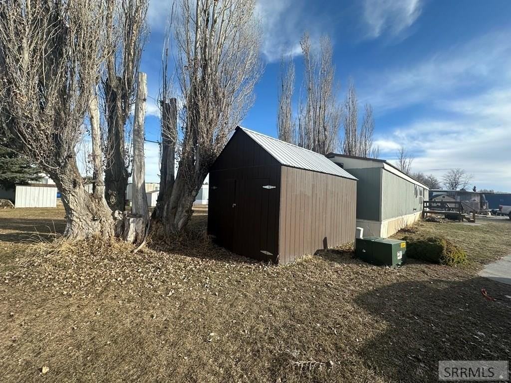 315 W Oak St #9 - Photo 4 of 20