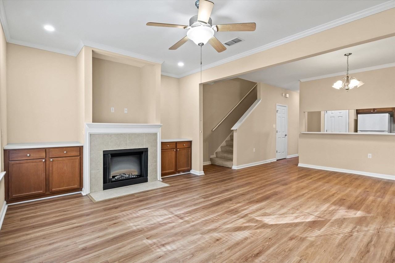 1320 Hendrix Road #605 - Photo 4 of 18