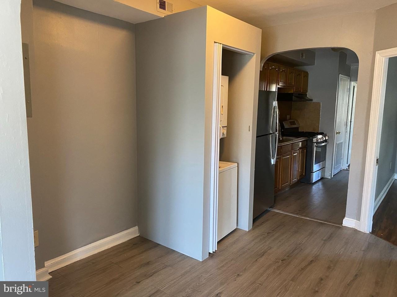 1324 Adams Street Northeast - Photo 5 of 22