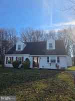 featured image of 11 Acapella Court