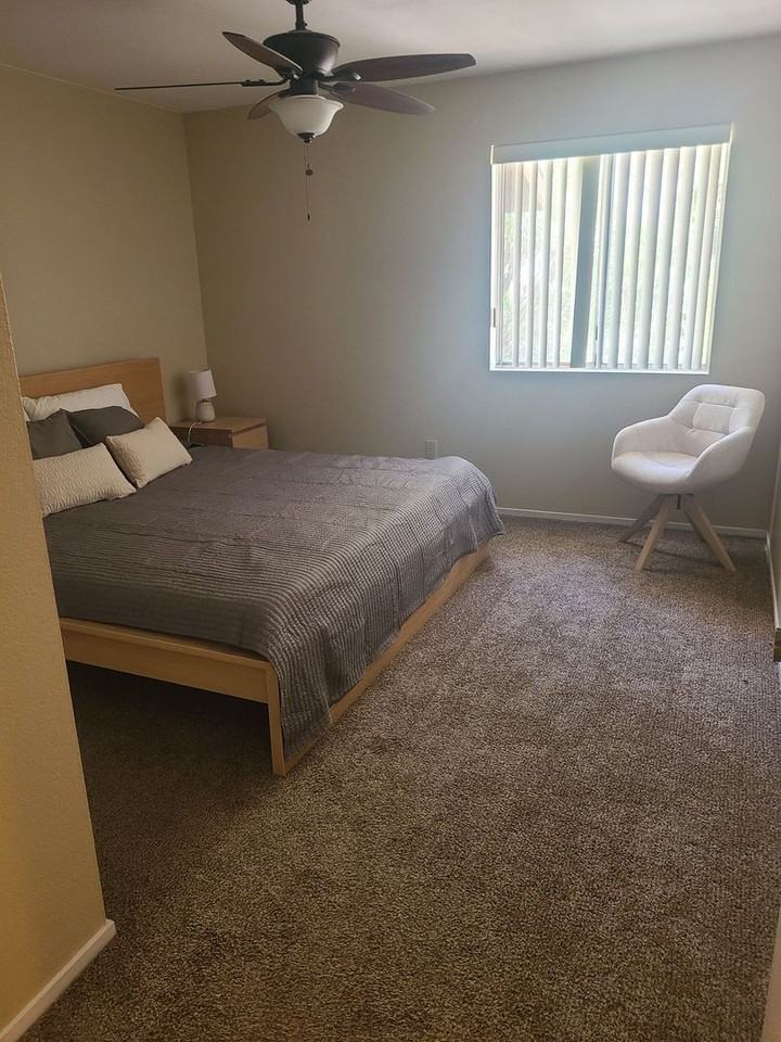 840 East Ridgecrest Boulevard #35 - Photo 7 of 7