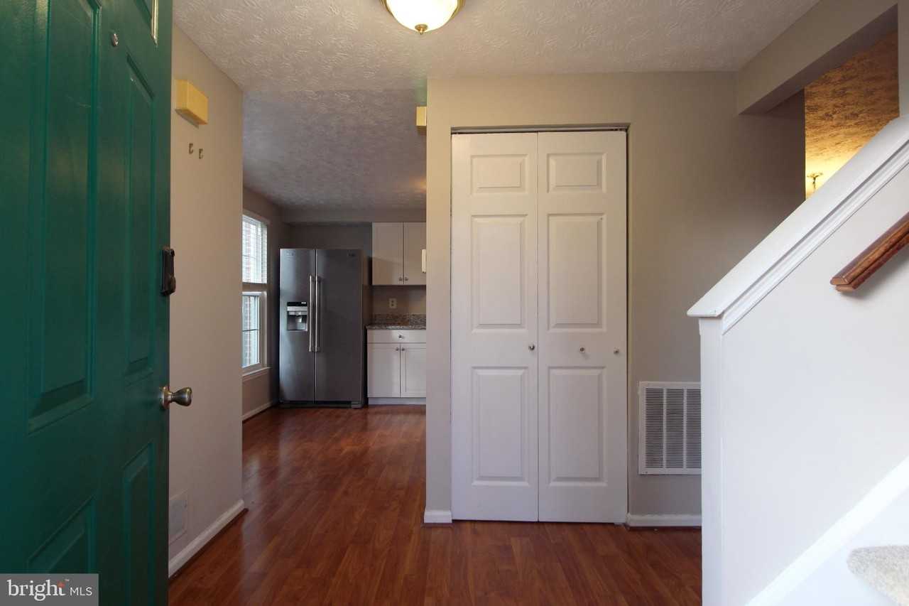 648 Coral Reef Drive - Photo 3 of 32