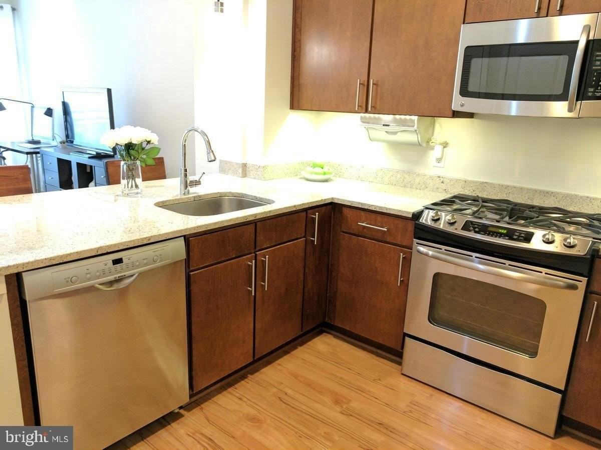 8005 13th Street #201 - Photo 5 of 28