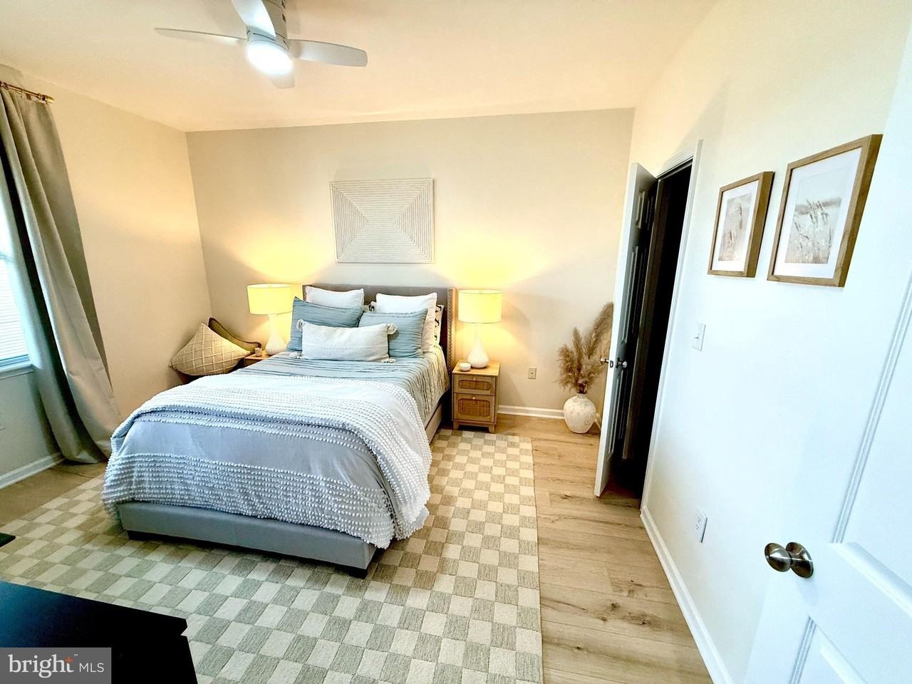 19623 Galway Bay Circle #401 - Photo 5 of 11