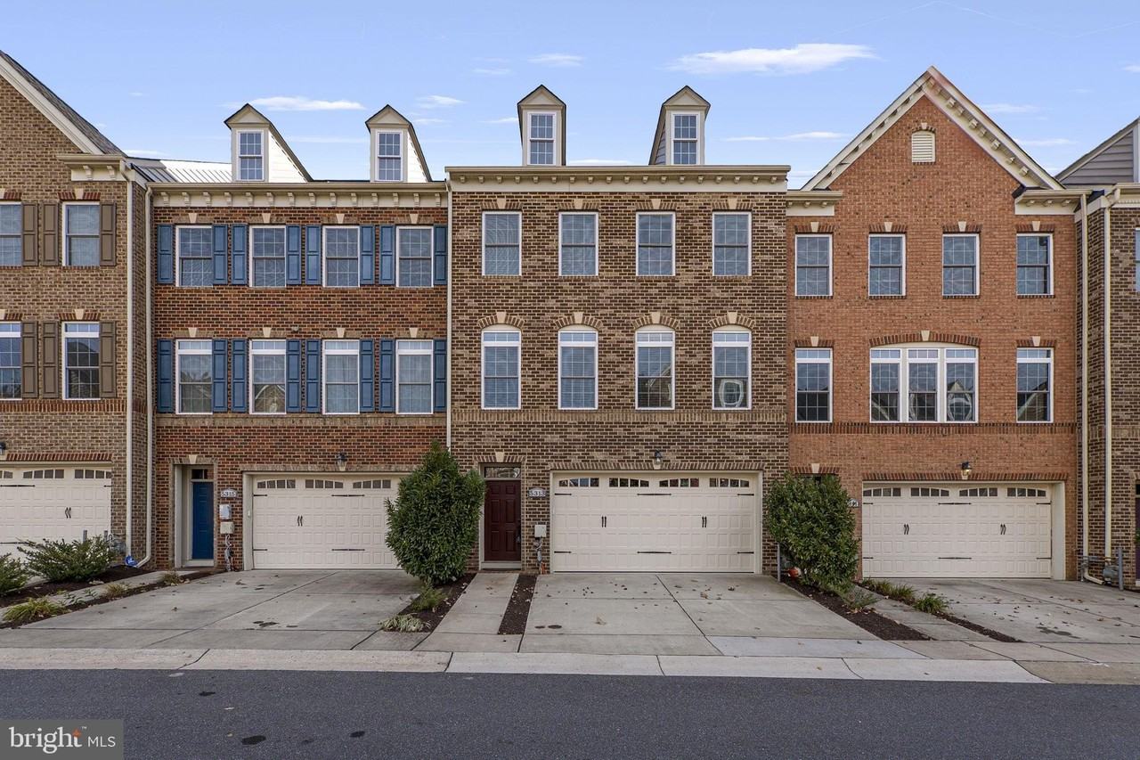 5313 Stream Bank Ln - Photo 2 of 46