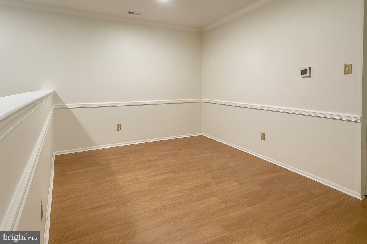 329 Gwynedd Ct - Photo 5 of 15