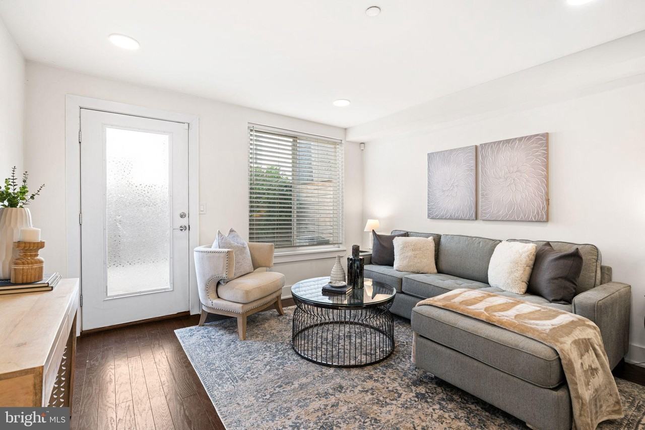 1315 North 25th Street #1 - Photo 2 of 25