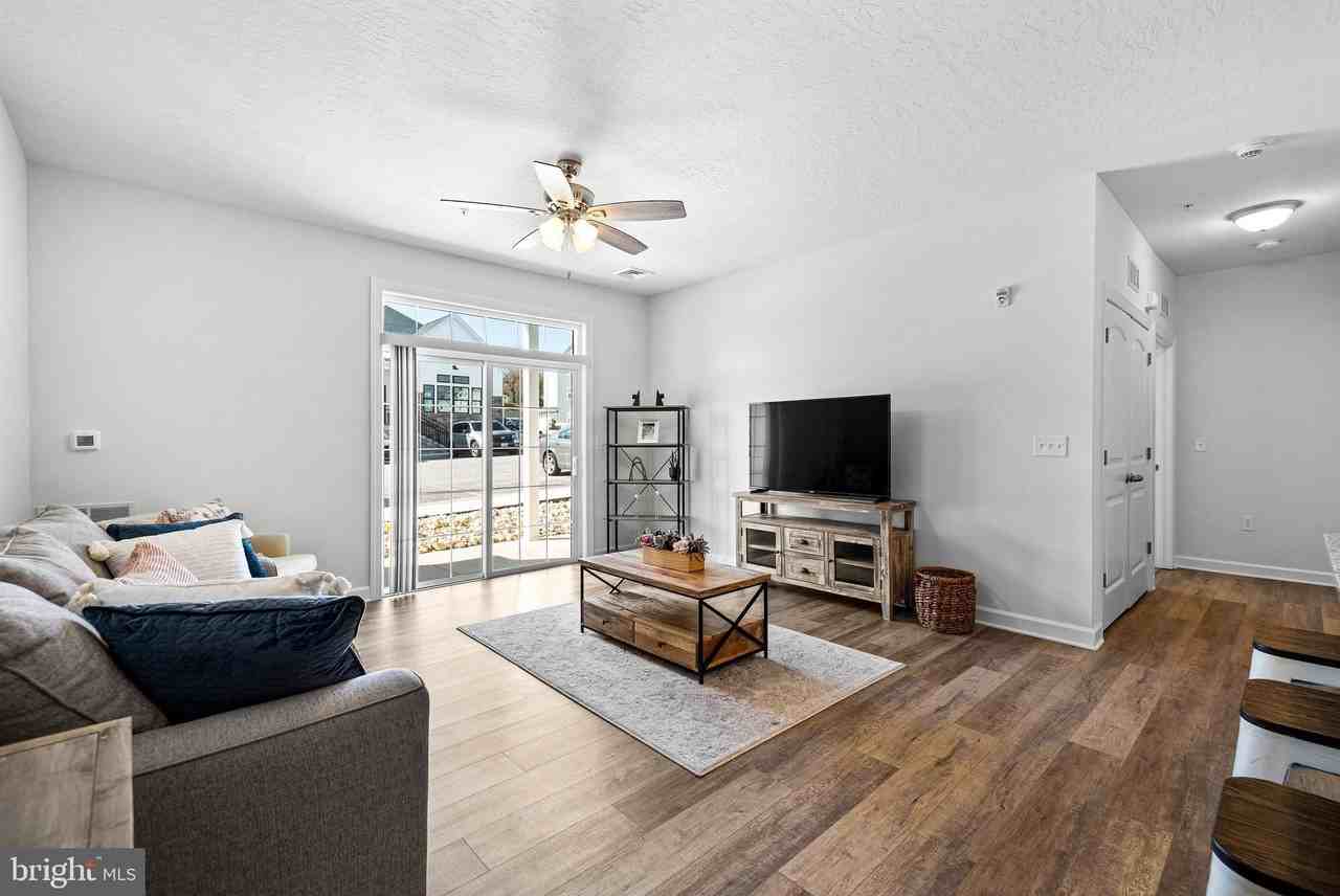 5101 Wynfield Boulevard - Photo 4 of 28