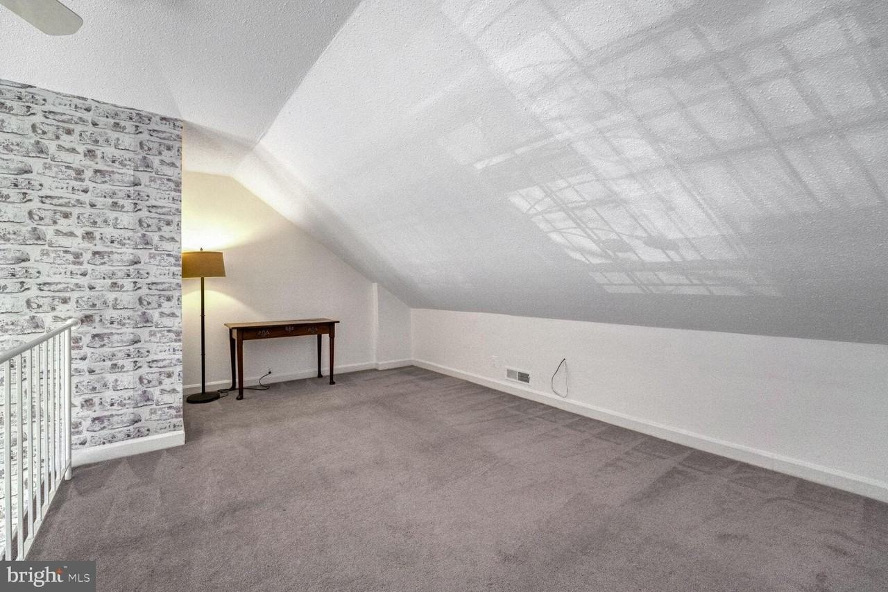 2950 South Columbus Street #C2 - Photo 6 of 16