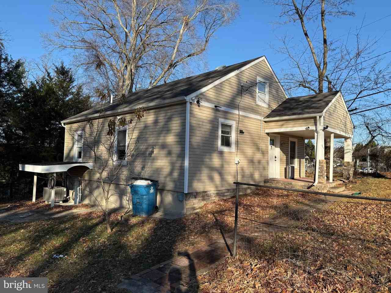 9300 Sanger St - Photo 6 of 22